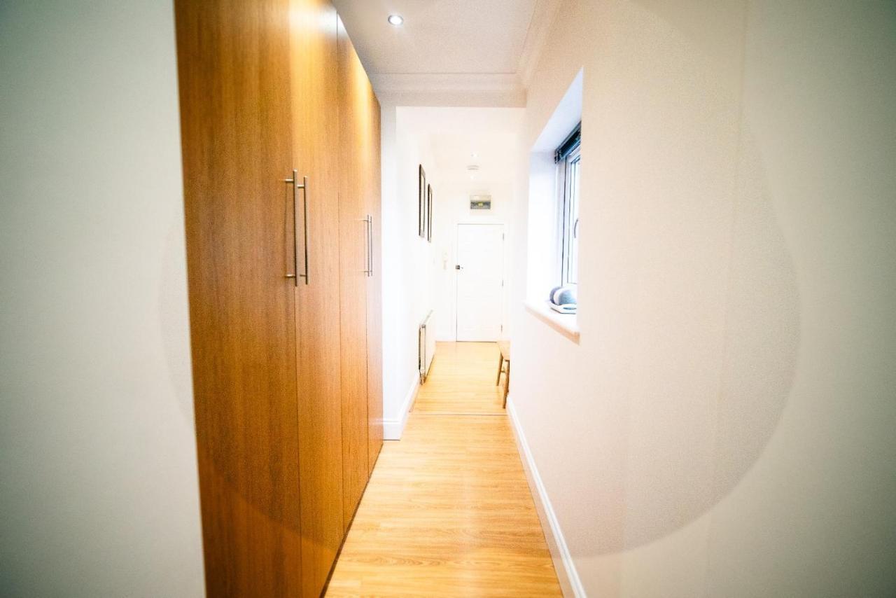 Stay With Serena Homes , One Bedroom Apartment Purley Exterior photo